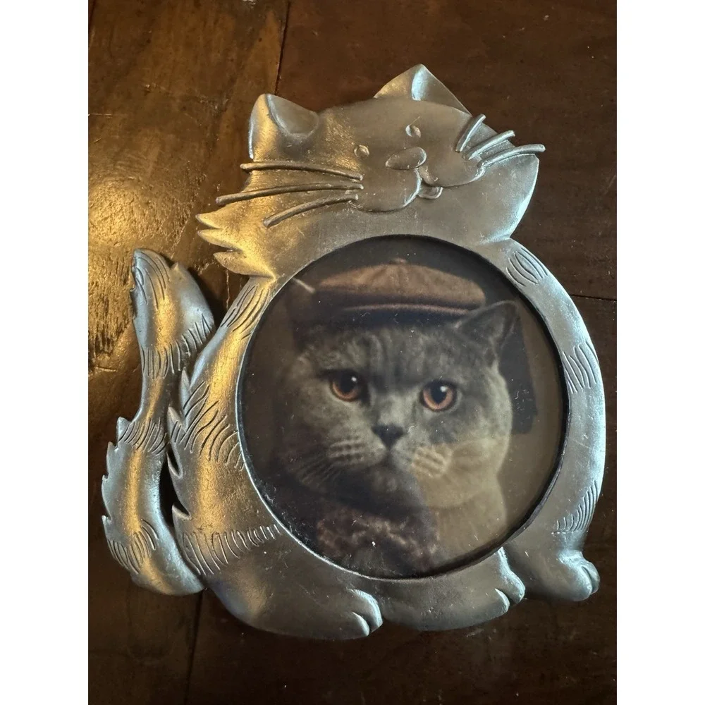 N/A charming vintage